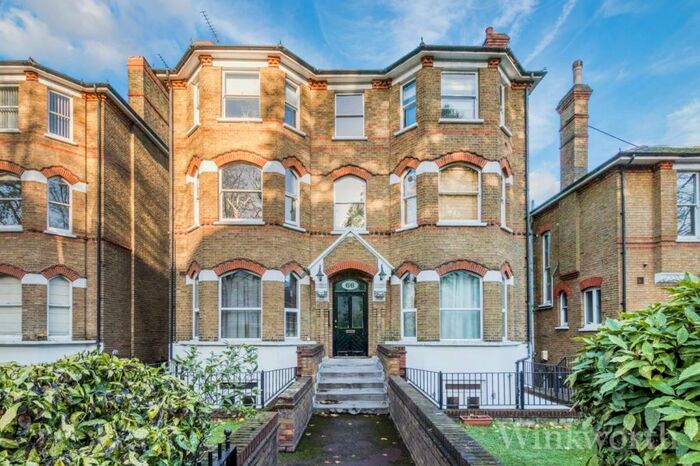 1 Bedroom Apartment To Rent In London Road, London, SE23