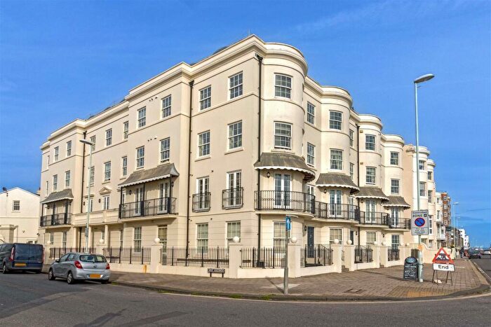 2 Bedroom Apartment To Rent In Marine Parade, Worthing, BN11
