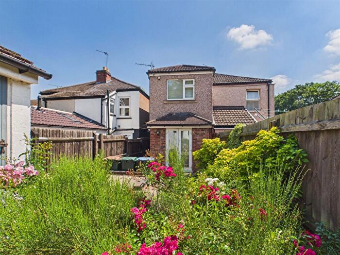 2 Bedroom Semi-Detached House For Sale In Hall Green Road, Coventry * Perfect For The First Time Buyer *, CV6
