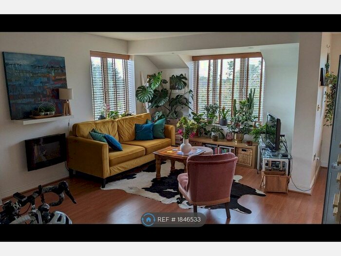 2 Bedroom Flat To Rent In Larkfield Road, Liverpool, L17