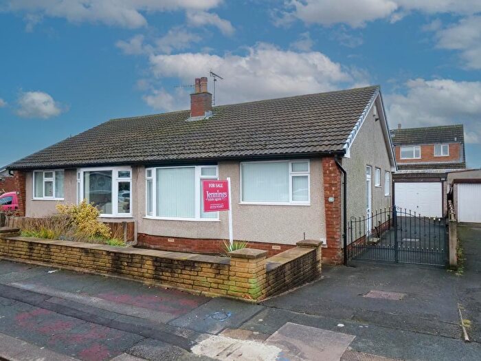 2 Bedroom Semi Detached Bungalow For Sale In Lawnswood Drive, Morecambe, LA3