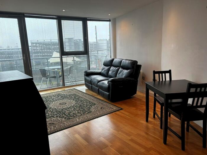 2 Bedroom Apartment To Rent In Roberts Wharf, East Street, Leeds, LS9