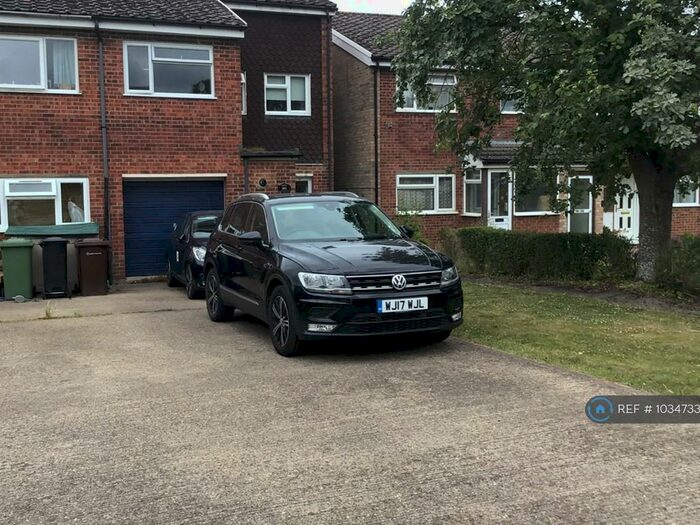 3 Bedroom End Of Terrace House To Rent In Coombe Hill Crescent, Thame, OX9