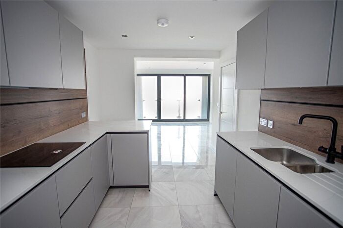 2 Bedroom Flat For Sale In Coastal Point, - New South Promenade Blackpool, Lancashire, FY4