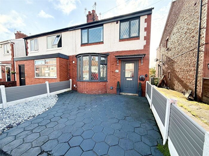 3 Bedroom Semi Detached House For Sale In Rutland Avenue, Poulton-Le-Fylde, Lancashire, FY6
