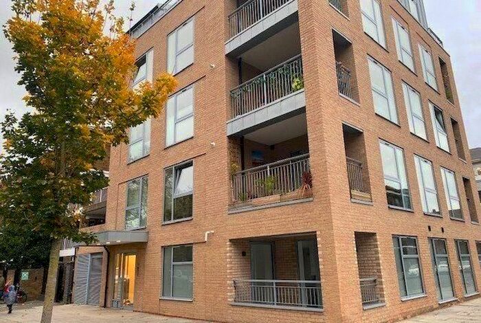 Studio To Rent In Morna Road, Camberwell, Loughborough Junction, Brixton, Camberwell, London SE5