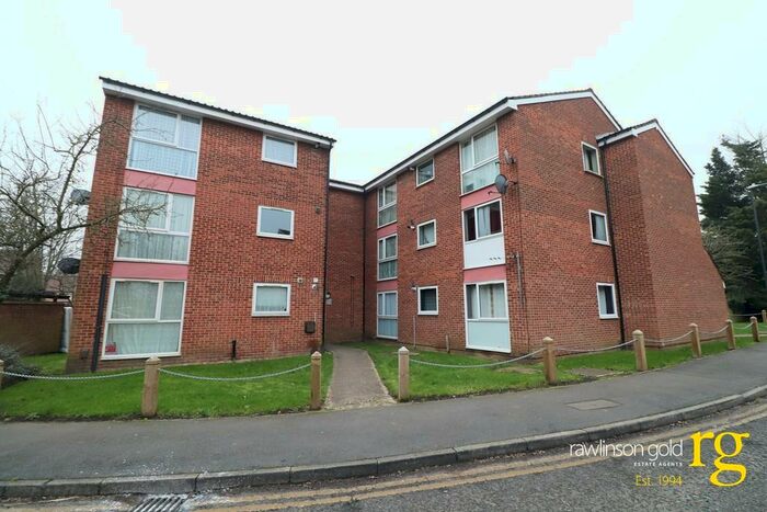 1 Bedroom Flat To Rent In Archery Close, Wealdstone, HA3
