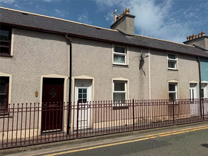 2 Bedroom Terraced House For Sale In High Street, Penmaenmawr, Gwynedd, LL34
