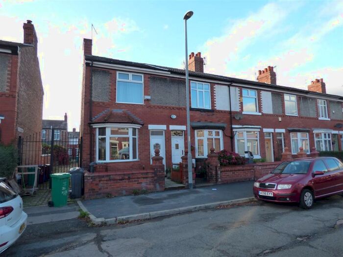 2 Bedroom House To Rent In Higson Avenue, Manchester, M21