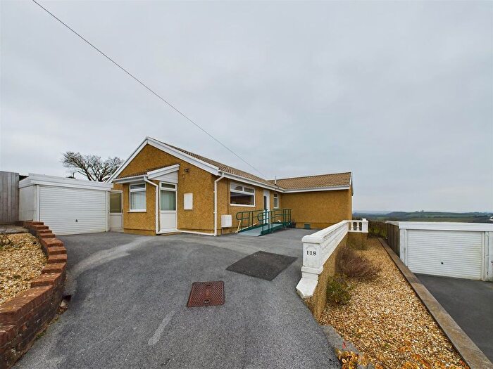 3 Bedroom Detached House For Sale In Pennant Road, Swiss Valley, Llanelli, SA14