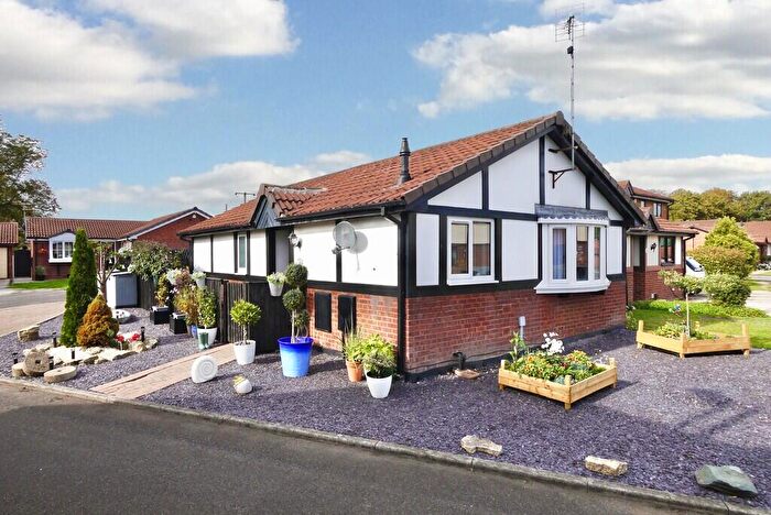 2 Bedroom Semi-Detached Bungalow For Sale In Challenger Drive, Sprotbrough, Doncaster, DN5