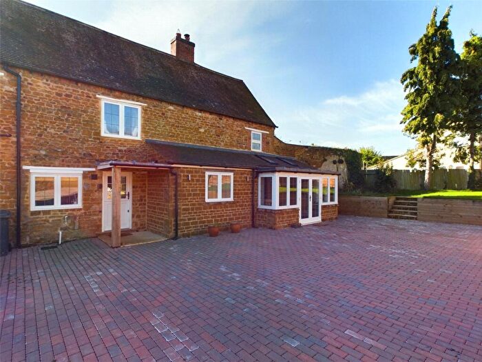4 Bedroom Detached House To Rent In School Lane, Rothwell, Kettering, Northamptonshire, NN14