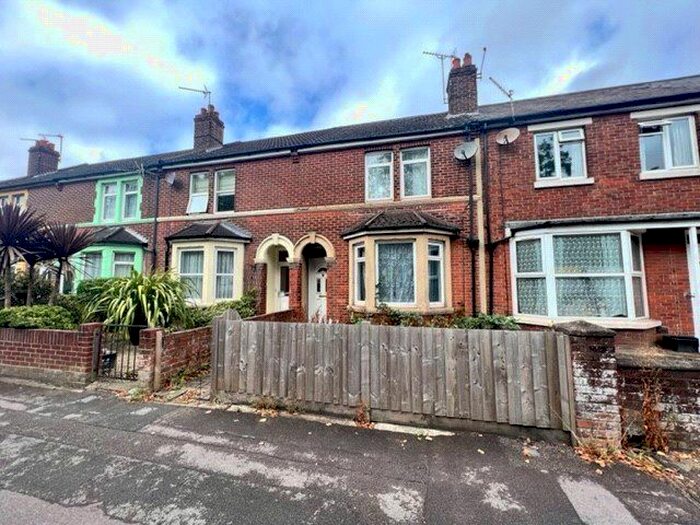 3 Bedroom Terraced House To Rent In Southampton Road, Eastleigh, Hampshire, SO50
