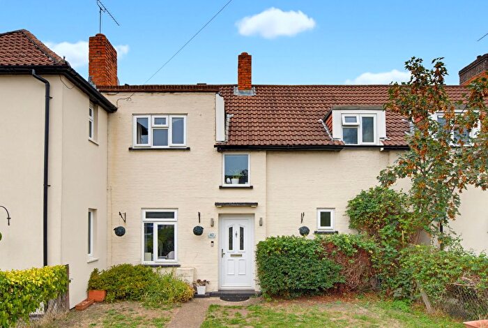 3 Bedroom Terraced House For Sale In Oyster Lane, Byfleet, KT14