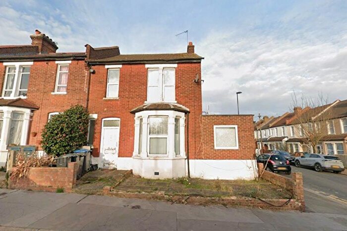 1 Bedroom Flat To Rent In Lonsdale Road, South Norwood, London, SE25