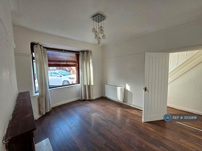 3 Bedroom Terraced House To Rent In Rectory St, Manchester, M24