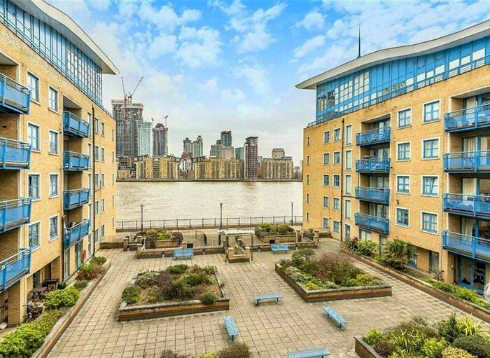 2 Bedroom Apartment To Rent In Jelico Point, Rotherhite Street, Surrey Quays, Canada Water, Rotherhite Street, London, SE16