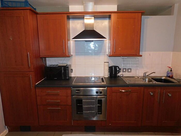 2 Bedroom Apartment To Rent In Henry Street, L1