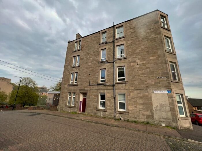 2 Bedroom Flat To Rent In Black Street, West End, Dundee, DD2
