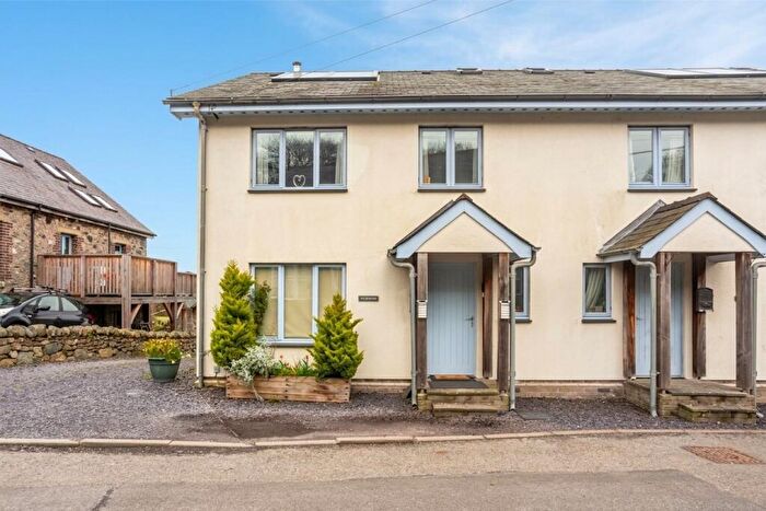 3 Bedroom Semi-Detached House For Sale In Glasinfryn, Bangor, Gwynedd, LL57