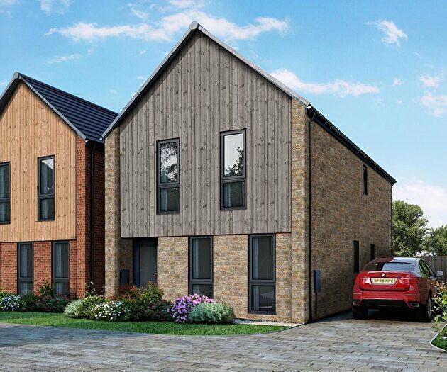 4 Bedroom Detached House For Sale In Johnson New Road, Hoddlesden, BB3