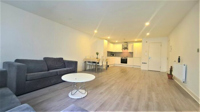2 Bedroom Maisonette To Rent In Butchers Road, London, E16