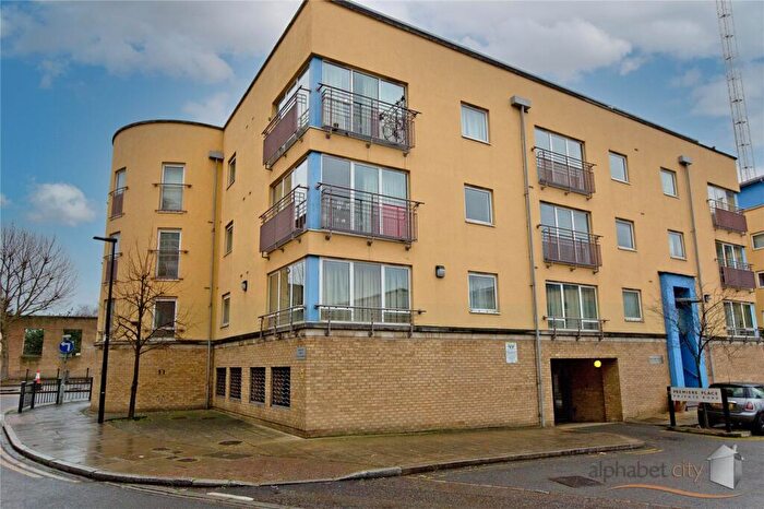 1 Bedroom Flat To Rent In Garland Court, Premiere Place, London, E14