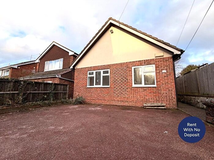 4 Bedroom Bungalow To Rent In New Town Street, Canterbury, Kent, CT1