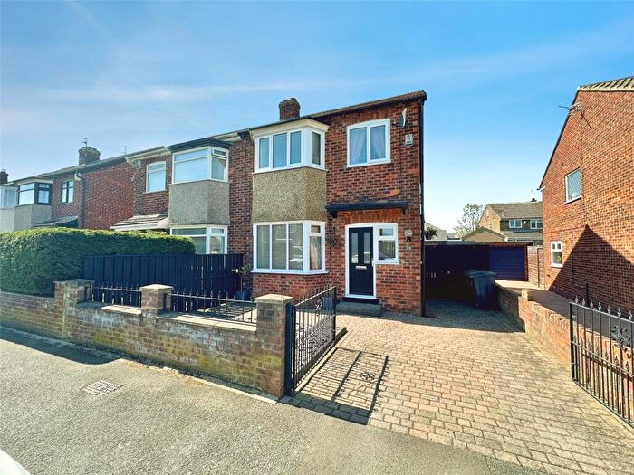 3 Bedroom Semi Detached House For Sale In Marina Road, Darlington, DL3