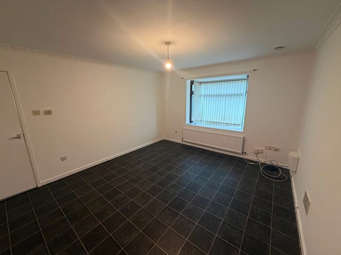 2 Bedroom Bungalow To Rent In Lon Enfys, Llansamlet, Swansea, SA7