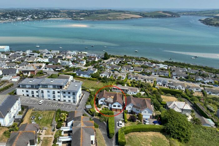 4 Bedroom Flat For Sale In Sarahs Lane, Padstow, PL28
