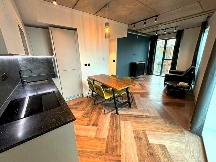 2 Bedroom Apartment To Rent In Bendix Street, Manchester, Greater Manchester, M4