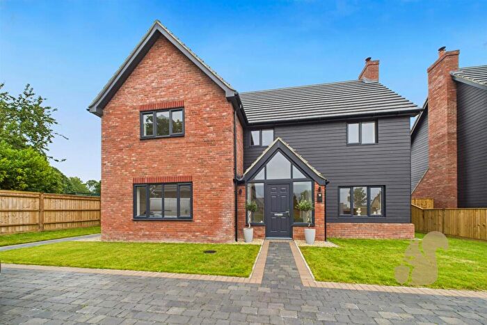 4 Bedroom Detached House For Sale In Norwich Road, Little Stonham, IP14