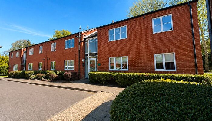 2 Bedroom Flat For Sale In Beech Street, Lincoln, Lincolnshire, LN5