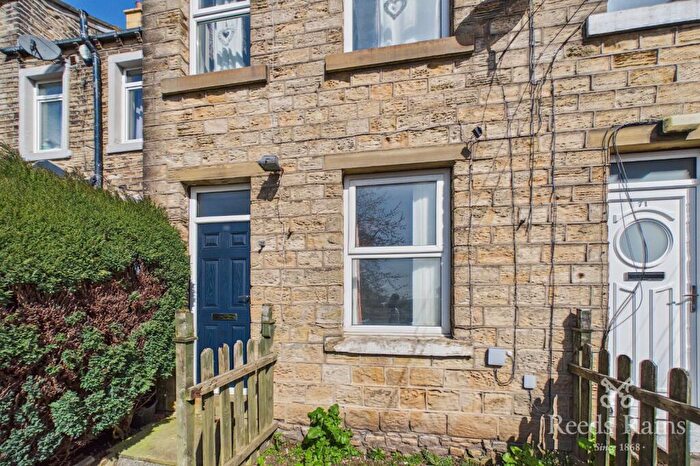 1 Bedroom Apartment To Rent In Handel Street, Golcar, Huddersfield, West Yorkshire, HD7
