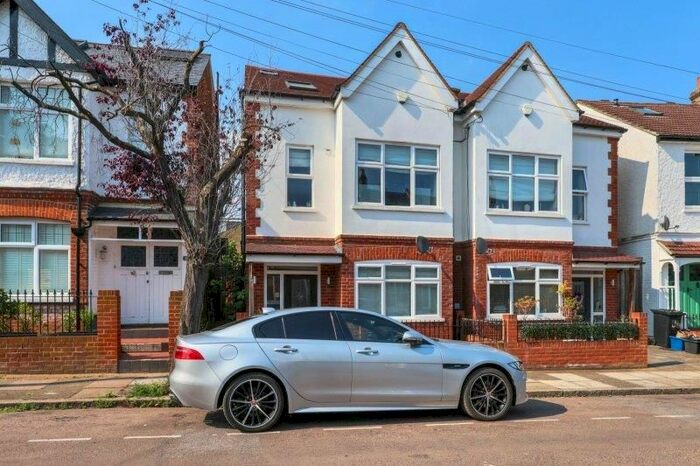 4 Bedroom Semi-Detached House To Rent In Riverview Gardens, Twickenham, Middlesex, TW1