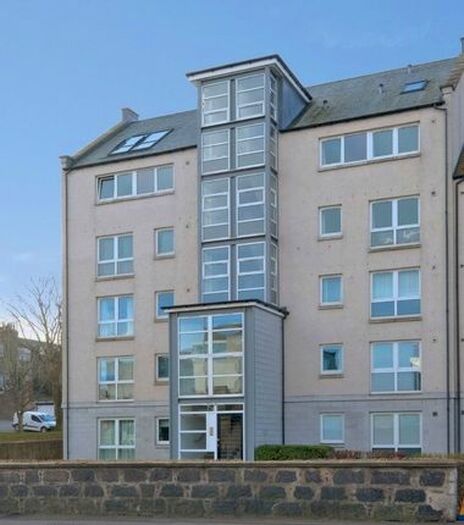 3 Bedroom Flat To Rent In Dee Village, Milburn Street, Aberdeen, AB11
