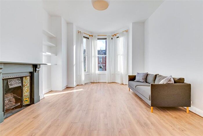 1 Bedroom Flat To Rent In Winchester Avenue, London, NW6