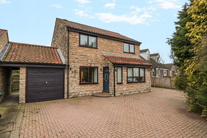 3 Bedroom Detached House For Sale In Manor Road, Tadcaster, LS24