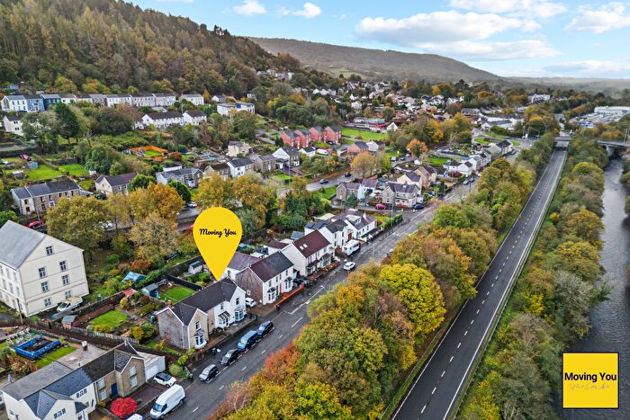 3 Bedroom Semi Detached House For Sale In Lon Hir, Alltwen, Pontardawwe, SA8