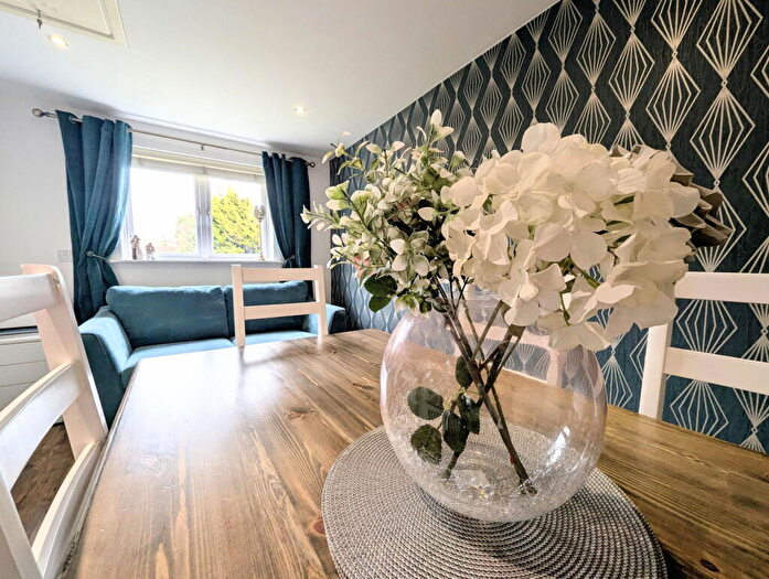 3 Bedroom End Of Terrace House For Sale In Kipling Close, Whiteley, Fareham, PO15
