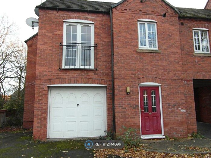 2 Bedroom Flat To Rent In Beoley Road West, Redditch, B98