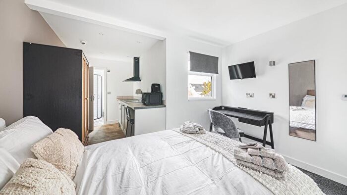 Studio To Rent In Room, Bennett Street, NG10