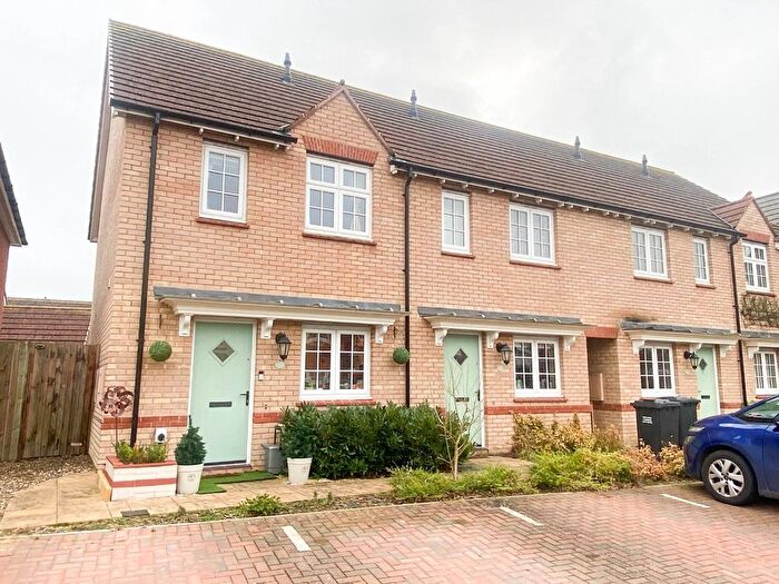 2 Bedroom End Of Terrace House For Sale In St. Edmunds Way, Hauxton, Cambridge, CB22