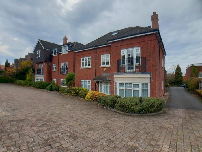 2 Bedroom Flat To Rent In Station Road, Knowle, Solihull, B93