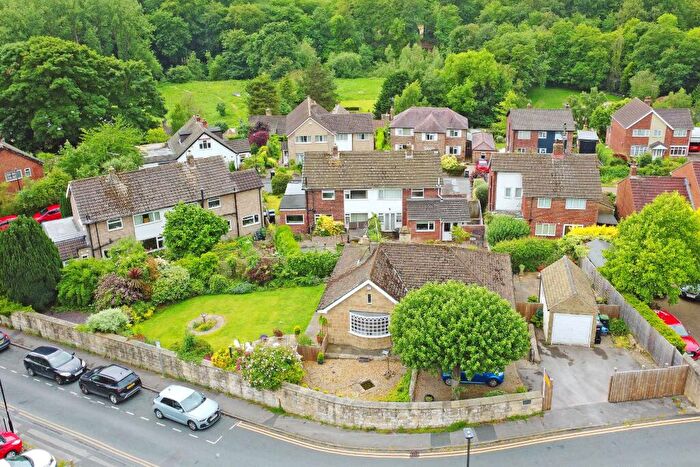 2 Bedroom Bungalow For Sale In Hunters Close, Castle Ings Gardens, Knaresborough, HG5