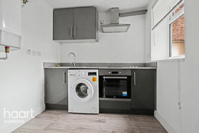 Studio To Rent In Milton Road, Swindon, SN1