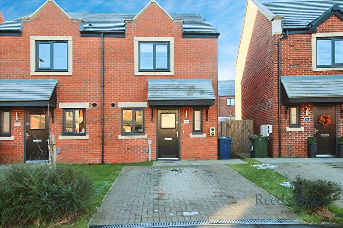 2 Bedroom Semi-Detached House For Sale In Broadfield Meadows, Callerton, Newcastle Upon Tyne, Tyne And Wear, NE5