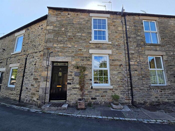 2 Bedroom Cottage For Sale In Silver Street, Wolsingham, DL13
