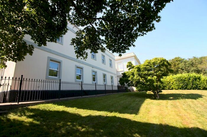 2 Bedroom Flat To Rent In Isleworth Road, Exeter EX4